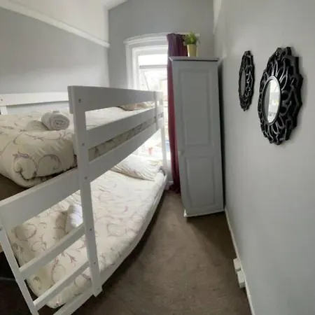 Guest house The Gallary *
