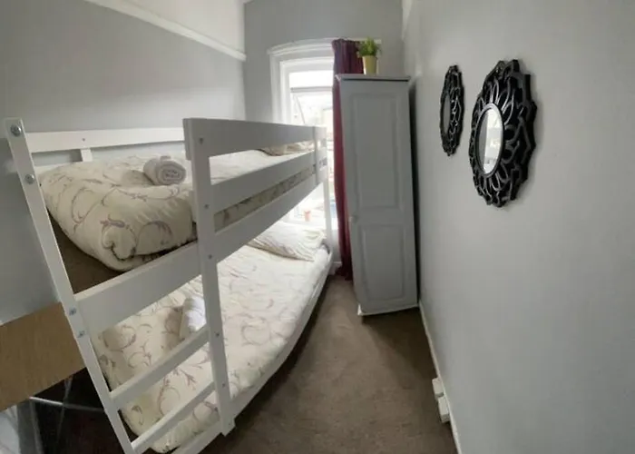 Pensión The Gallary *